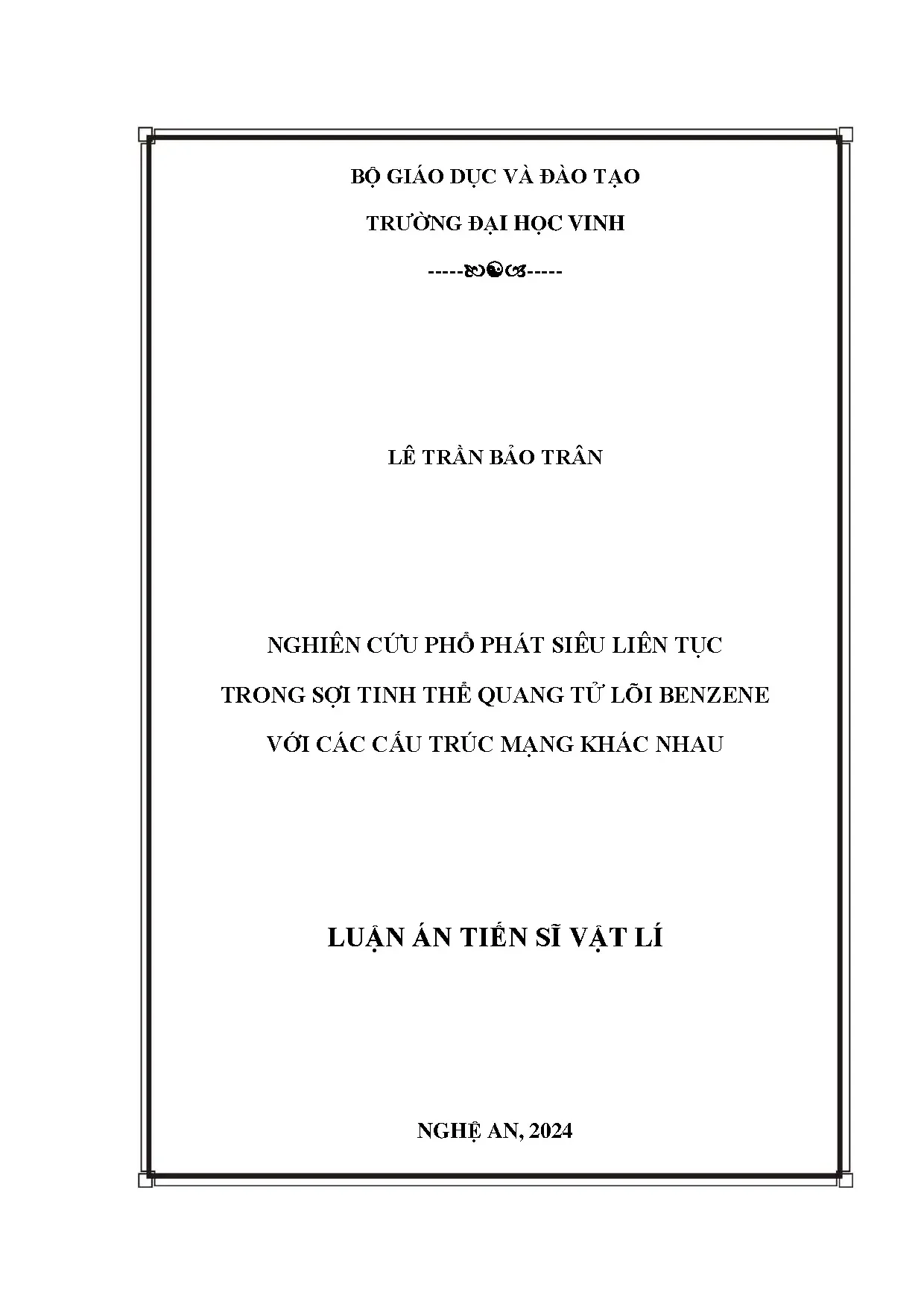 Phổ phát siêu liên tục sợi tinh thể quang tử benzene